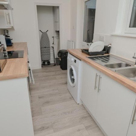 The House Apartment Barking  Bagian luar foto